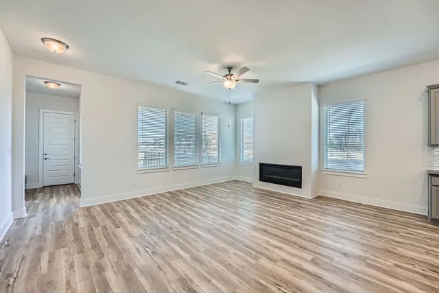 $399,998 | 144 Adelton Boulevard, Bastrop, TX 78602