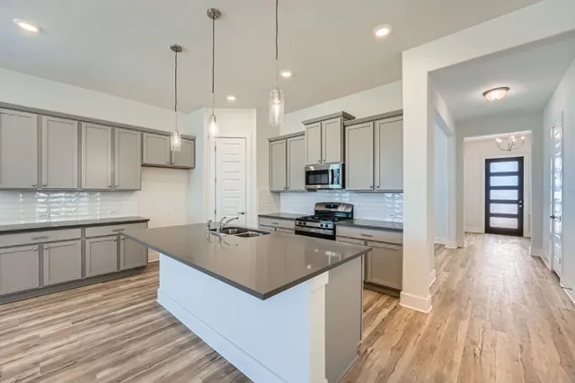 $399,998 | 144 Adelton Boulevard, Bastrop, TX 78602