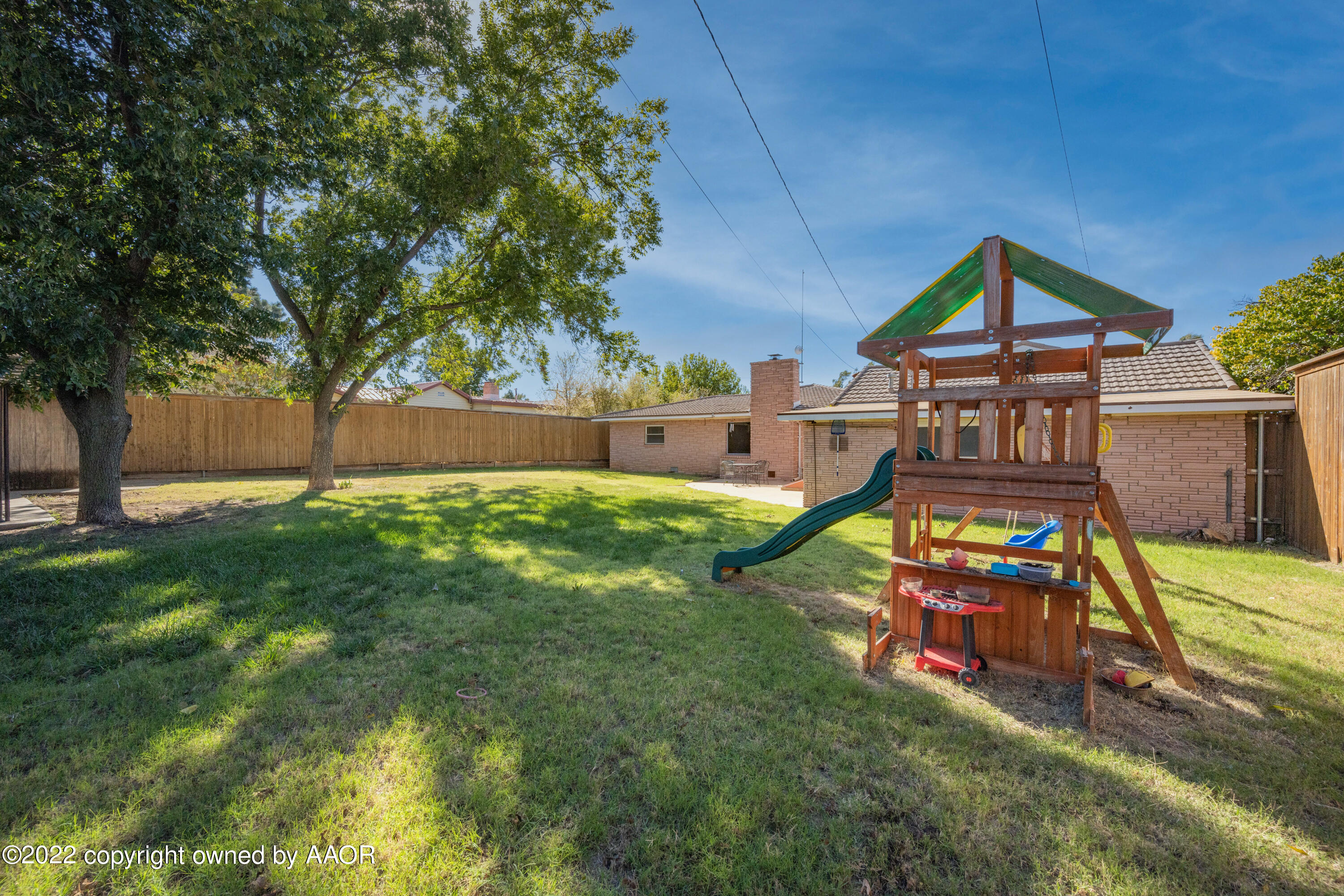 1007 South Canadian Street Wheeler, TX 79096 - Photo 32 of 35 backyard 3