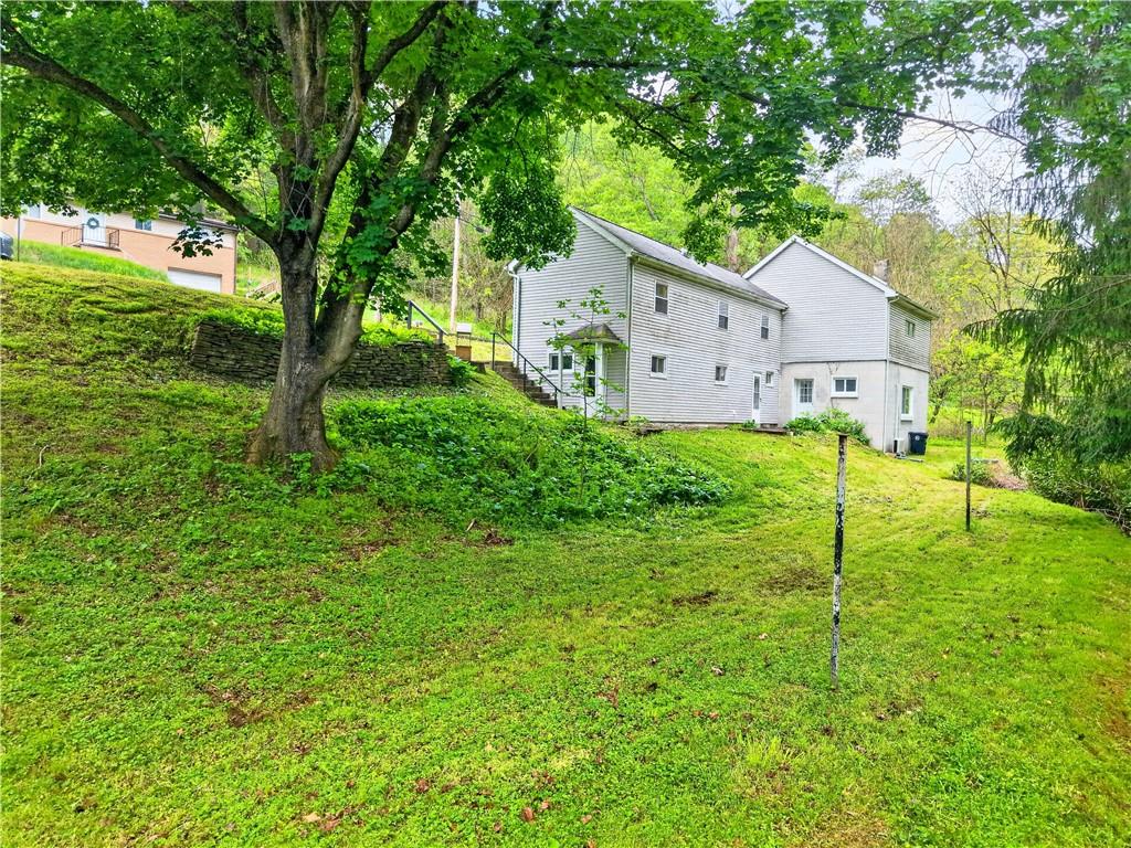 154 Ashbaugh Road Jeannette, PA 15644 - Photo 3 of 35