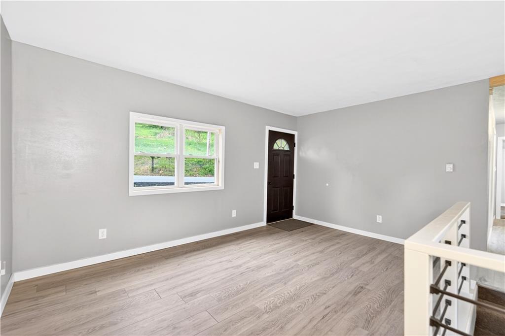 154 Ashbaugh Road Jeannette, PA 15644 - Photo 5 of 35