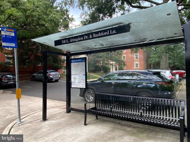 $250,000 | 1315 East Abingdon Drive, Unit 3, Alexandria, VA 22314