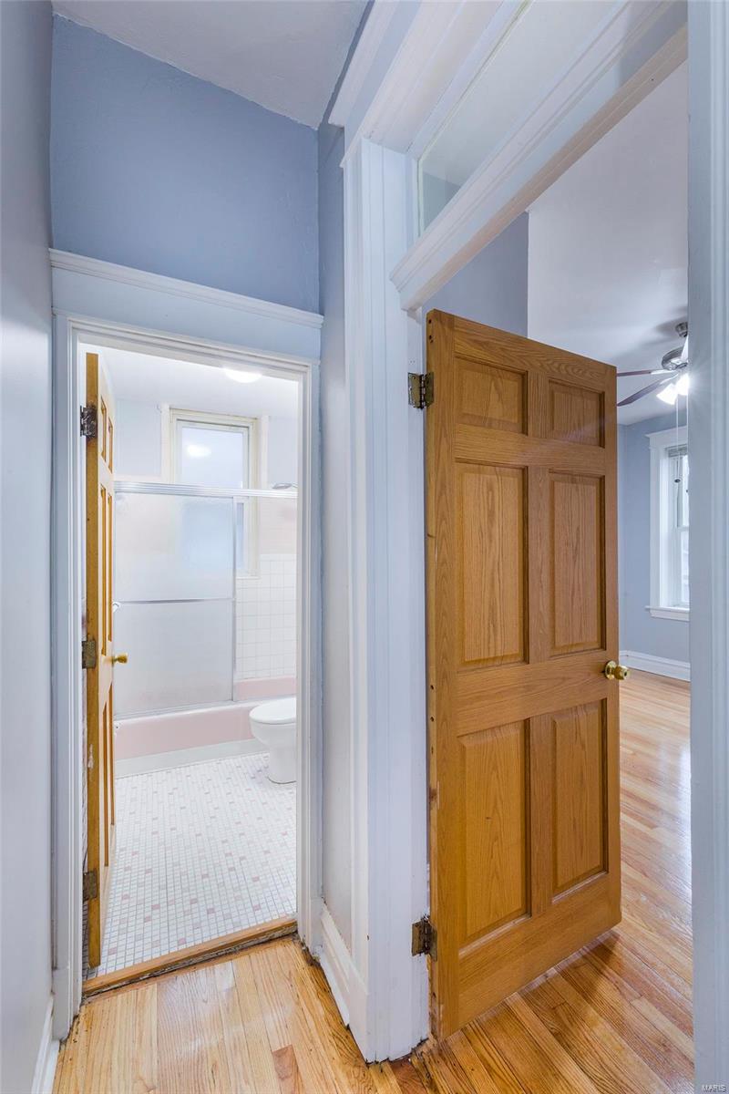4463 Morgan Ford Road St. Louis, MO 63116 - Photo 15 of 42