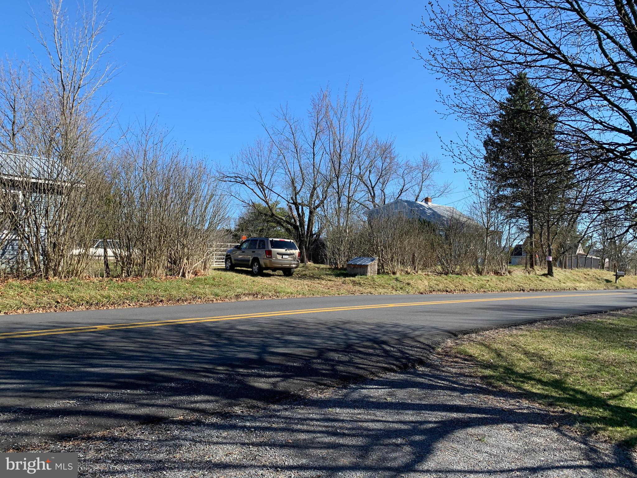 11169 Winchester Grade Road Berkeley Springs, WV 25411 - Photo 21 of 28 View of driveway from across the street.