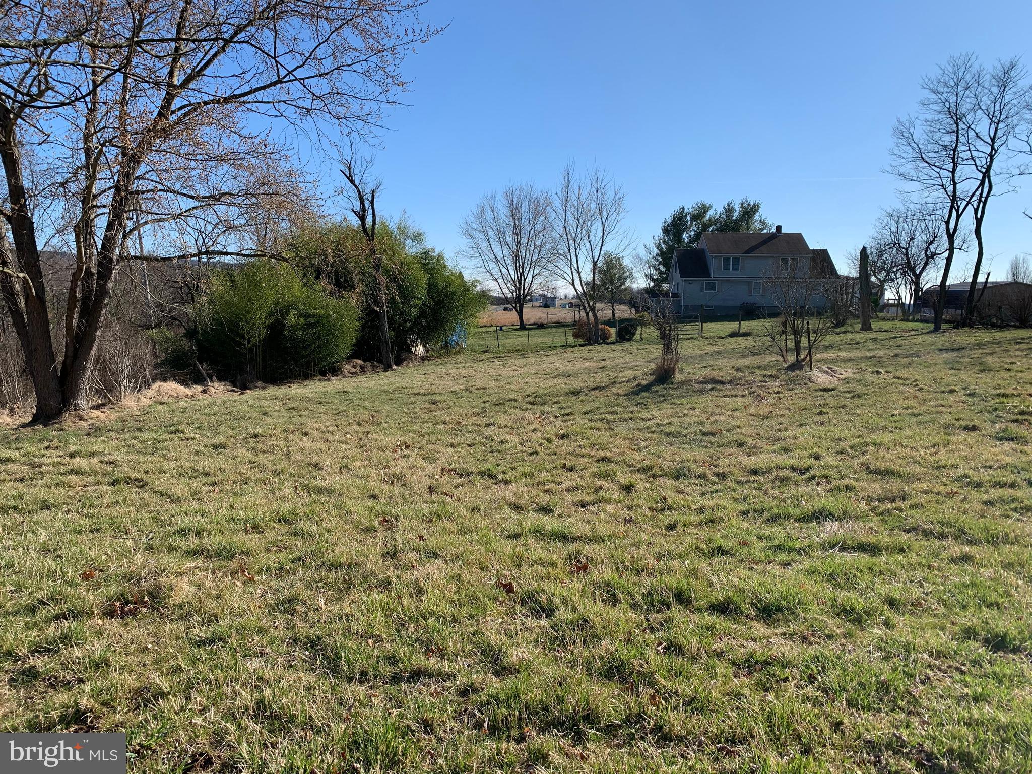11169 Winchester Grade Road Berkeley Springs, WV 25411 - Photo 23 of 28 View to the south and neighbors