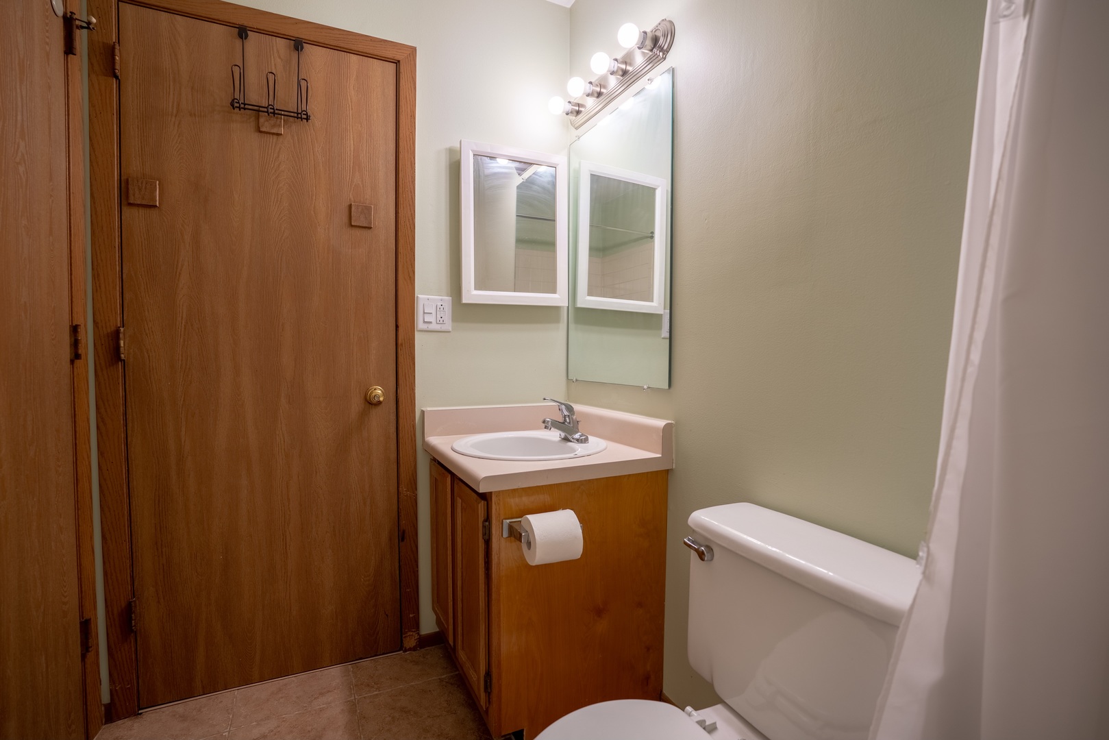 20 Gant Circle, Unit E Streamwood, IL 60107 - Photo 16 of 20 a bathroom with a granite countertop sink toilet and shower