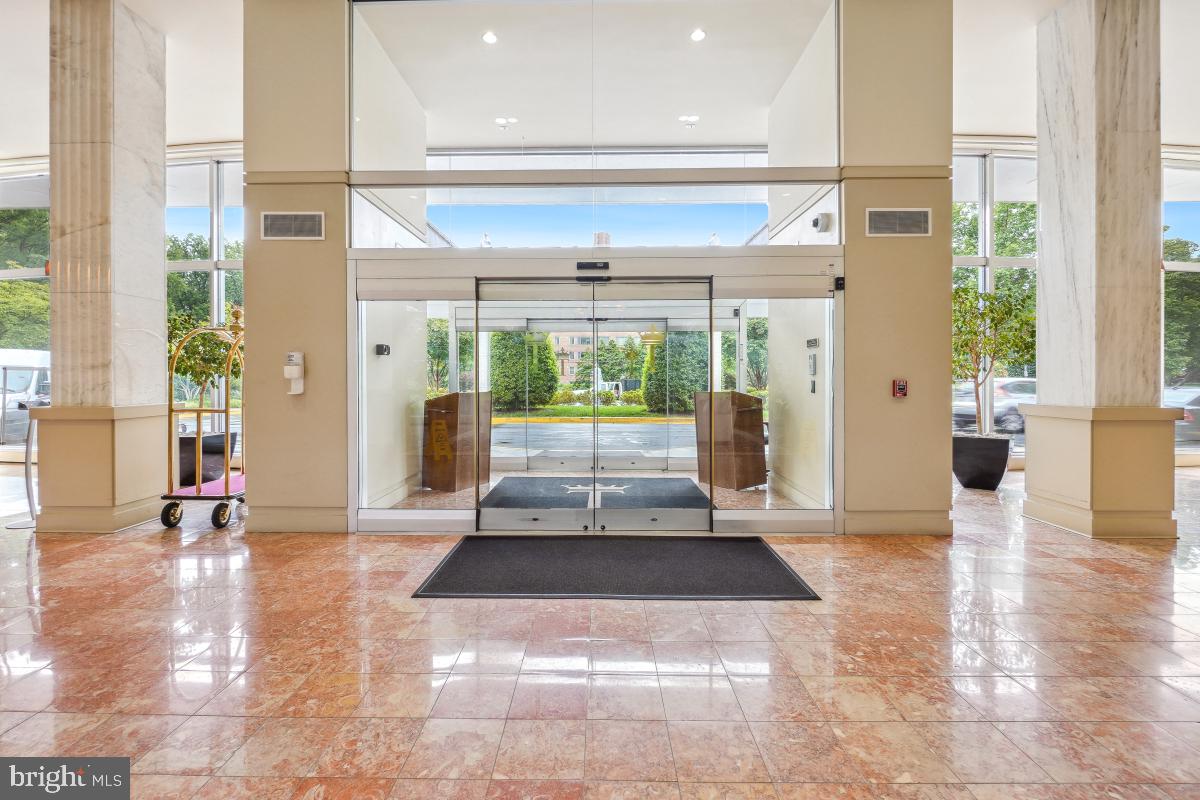 4201 Cathedral Avenue Northwest, Unit 1411E Washington, DC 20016 - Photo 6 of 66 a view of an entryway