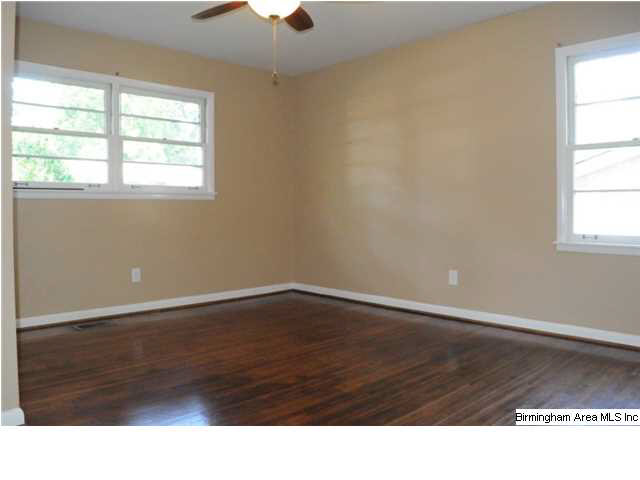 144 Ridgemoor Drive Birmingham, AL 35209 - Photo 7 of 11