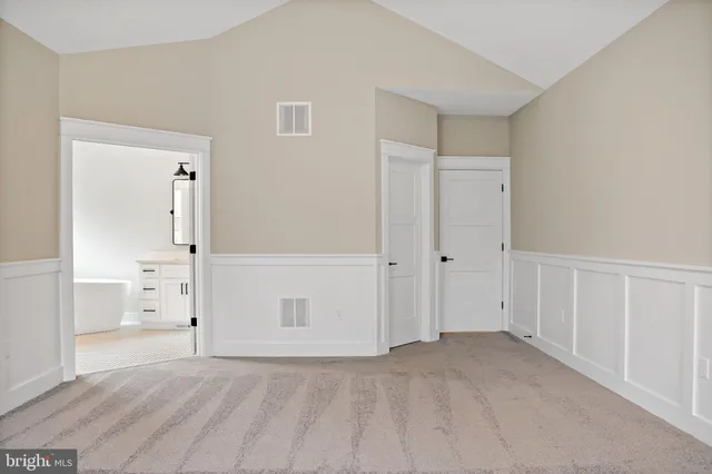 $899,999 | Mistletoe Lane, Shepherdstown, WV 25443