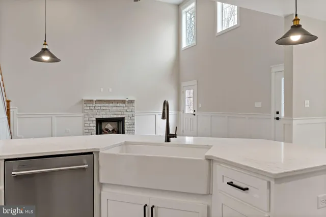 $899,999 | Mistletoe Lane, Shepherdstown, WV 25443