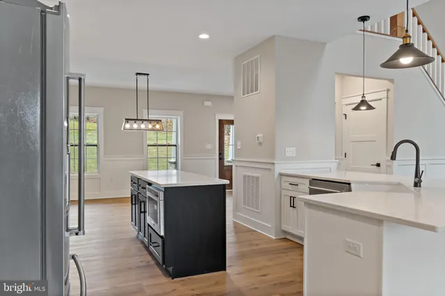 $899,999 | Mistletoe Lane, Shepherdstown, WV 25443