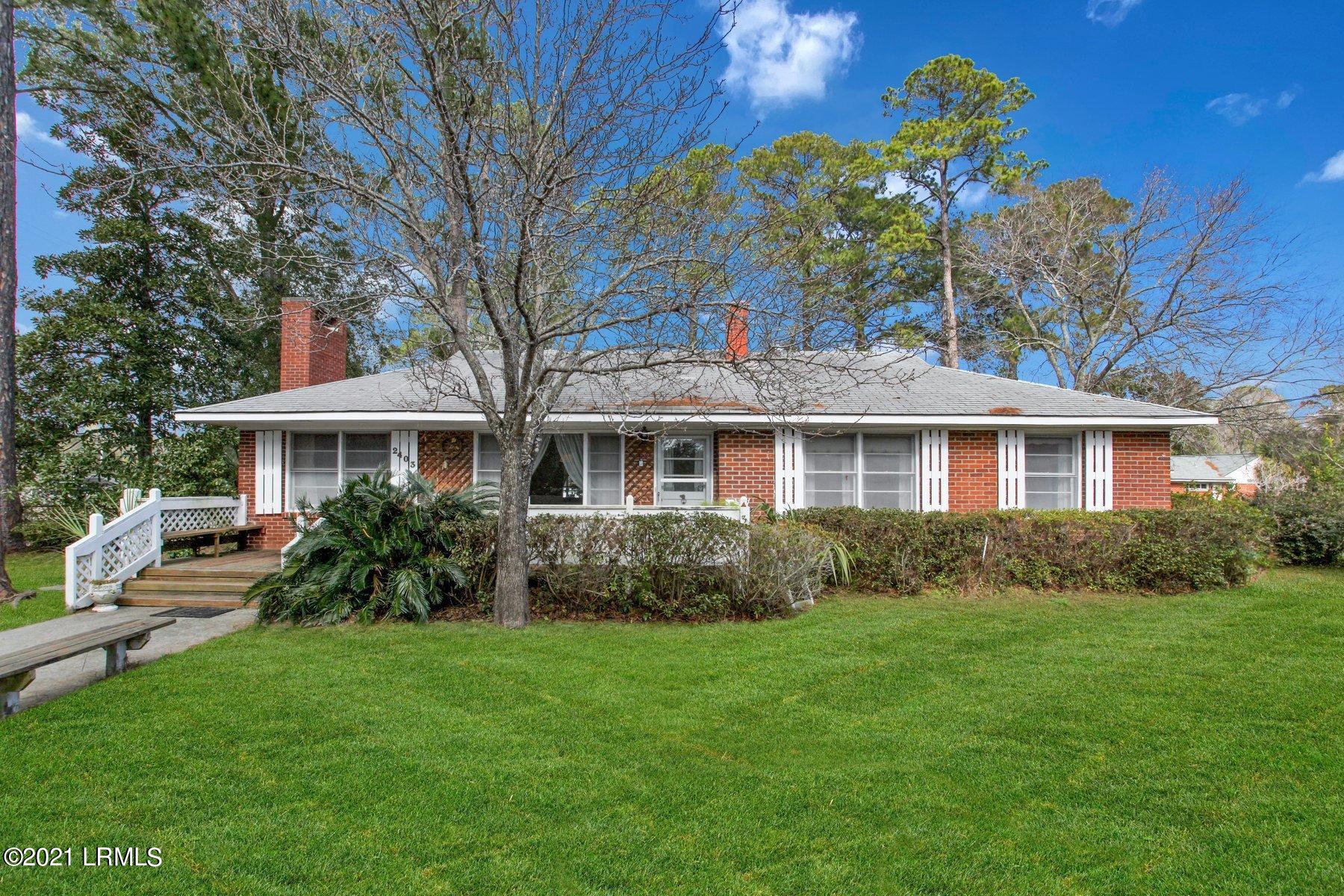 2403 State Rd S-7-280 Beaufort, SC 29902 - Photo 2 of 49 Front