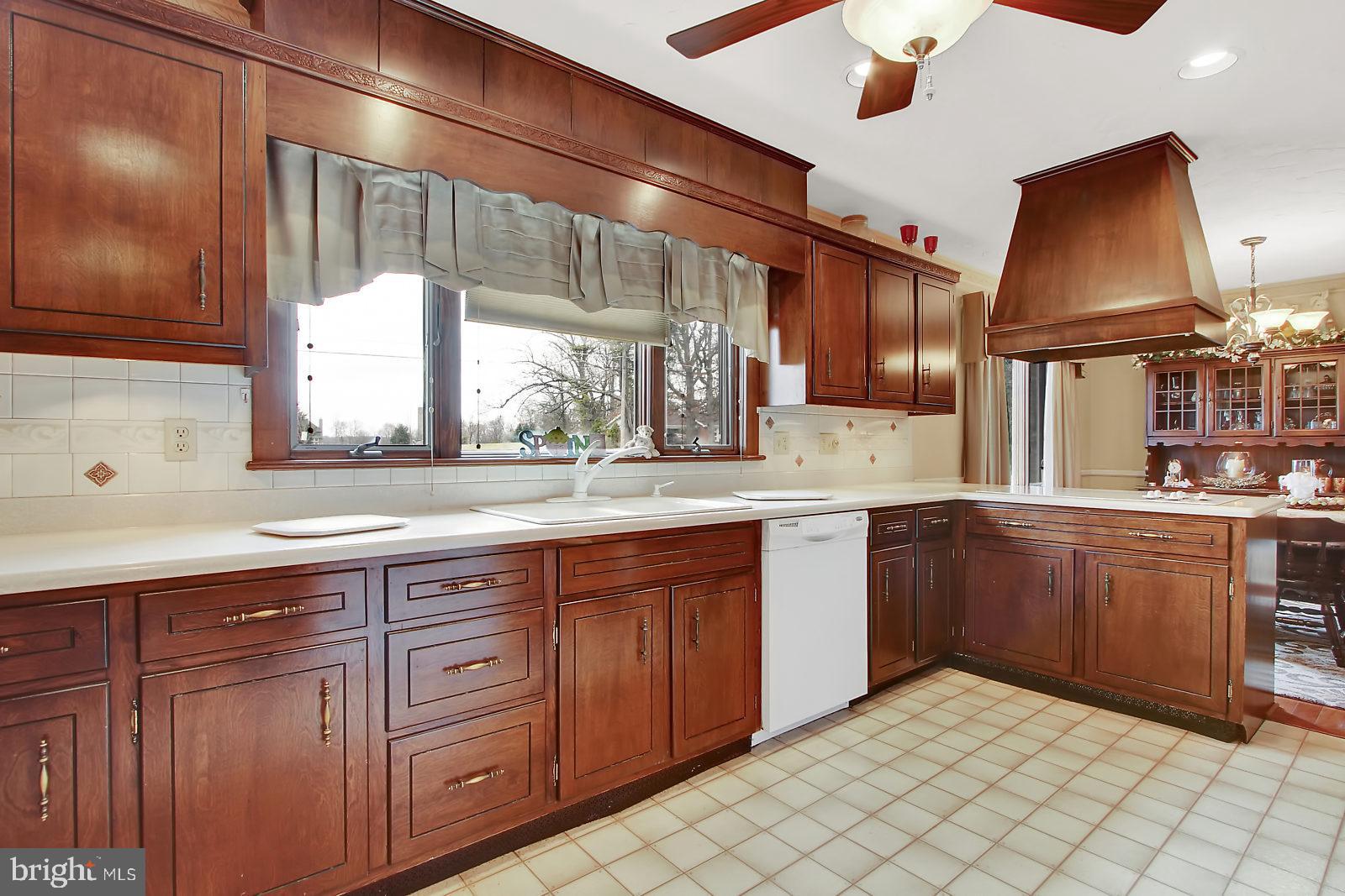 760 Bollinger Road Littlestown, PA 17340 - Photo 14 of 37