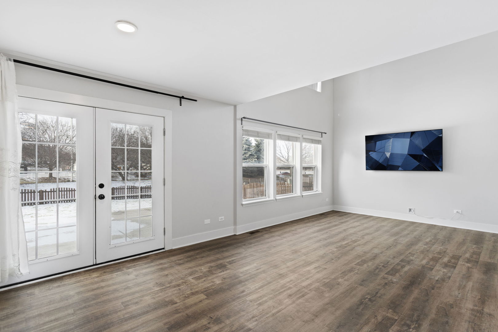 1873 Grassy Knoll Court Romeoville, IL 60446 - Photo 5 of 17