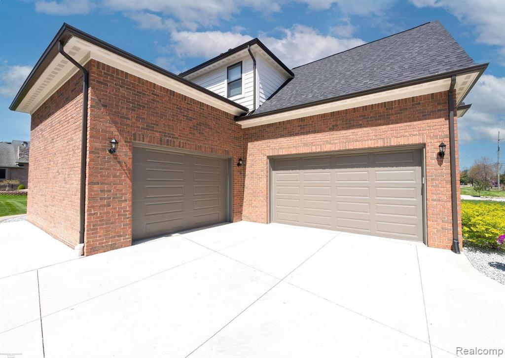 47705 Card Road Macomb, MI 48044 - Photo 46 of 53