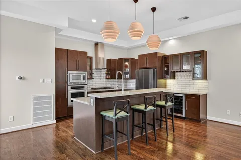 $499,999 | 4608 Nett Street, Unit C, Houston, TX 77007