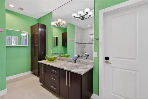 $499,999 | 4608 Nett Street, Unit C, Houston, TX 77007