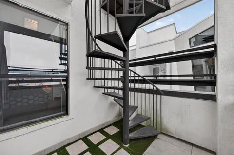 $499,999 | 4608 Nett Street, Unit C, Houston, TX 77007