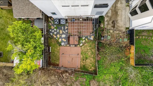 $499,999 | 4608 Nett Street, Unit C, Houston, TX 77007