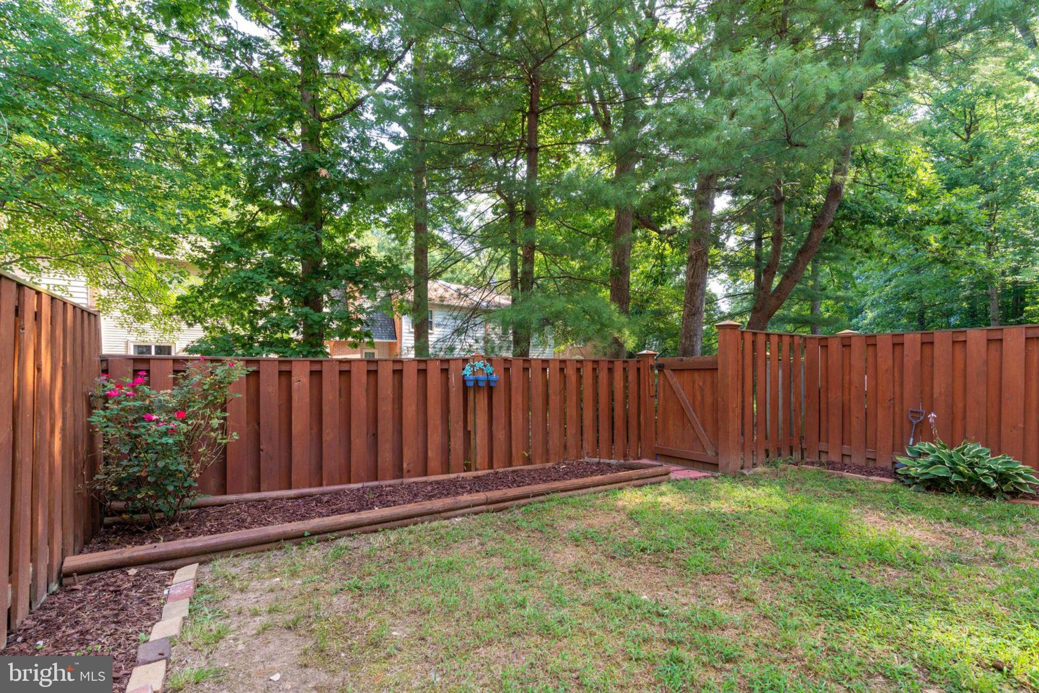 7914 Treeside Court Springfield, VA 22152 - Photo 52 of 61 Rear Yard
