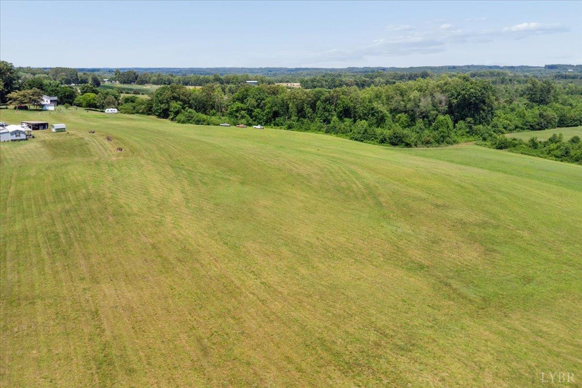 1606 Mt Calvary Road Brookneal, VA 24528 - Photo 38 of 43