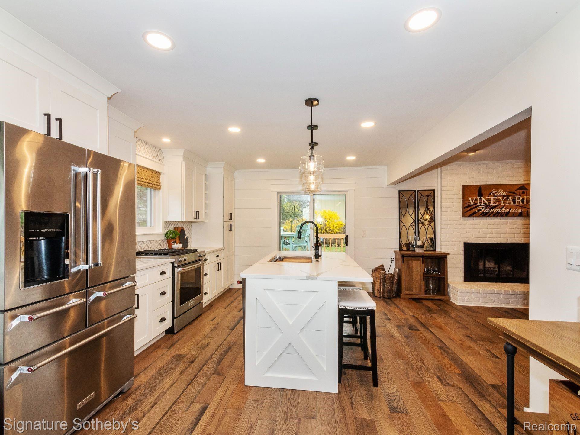 2682 Peterboro Road West Bloomfield, MI 48323 - Photo 15 of 46 15.jpg