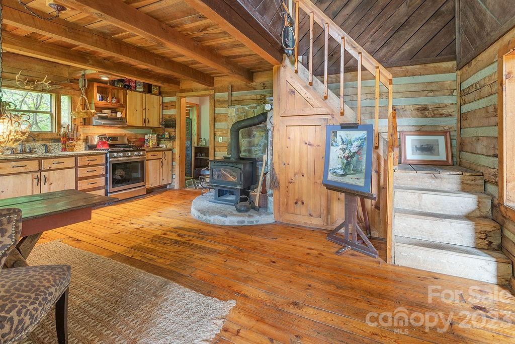2222 Roaring Fork Road Mars Hill, NC 28754 - Photo 12 of 27 Gallery Image 12