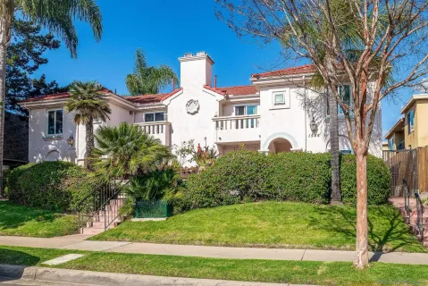 $910,000 | 1548 Thomas Avenue, Unit 6, Pacific Beach, CA 92109