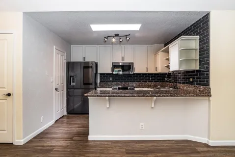 $910,000 | 1548 Thomas Avenue, Unit 6, Pacific Beach, CA 92109