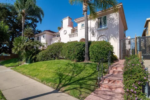 $910,000 | 1548 Thomas Avenue, Unit 6, Pacific Beach, CA 92109