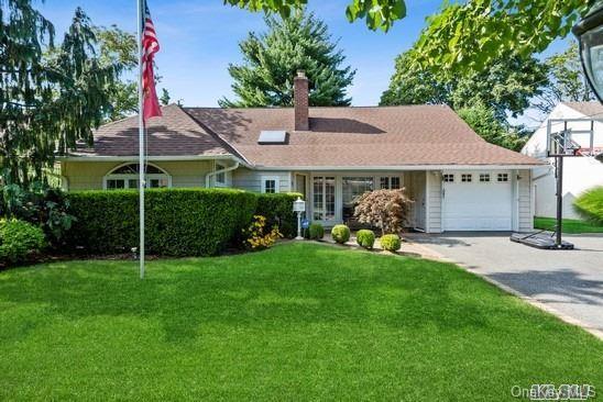 6 Ranch Place Merrick, NY 11566 - Photo 1 of 1 Beautiful Home