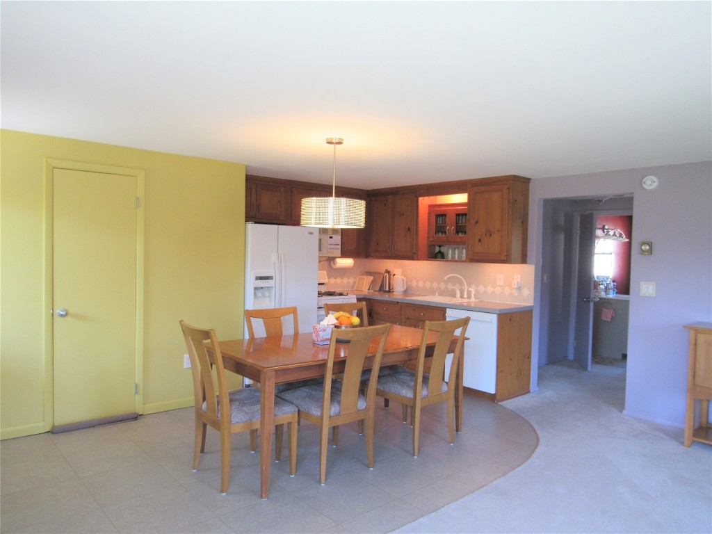 607 Nelson Road Johnson City, NY 13790 - Photo 7 of 21 Gallery Image 7