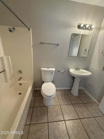 $1,645 | 99 North Cooper Road, Unit 124, Chandler, AZ 85225