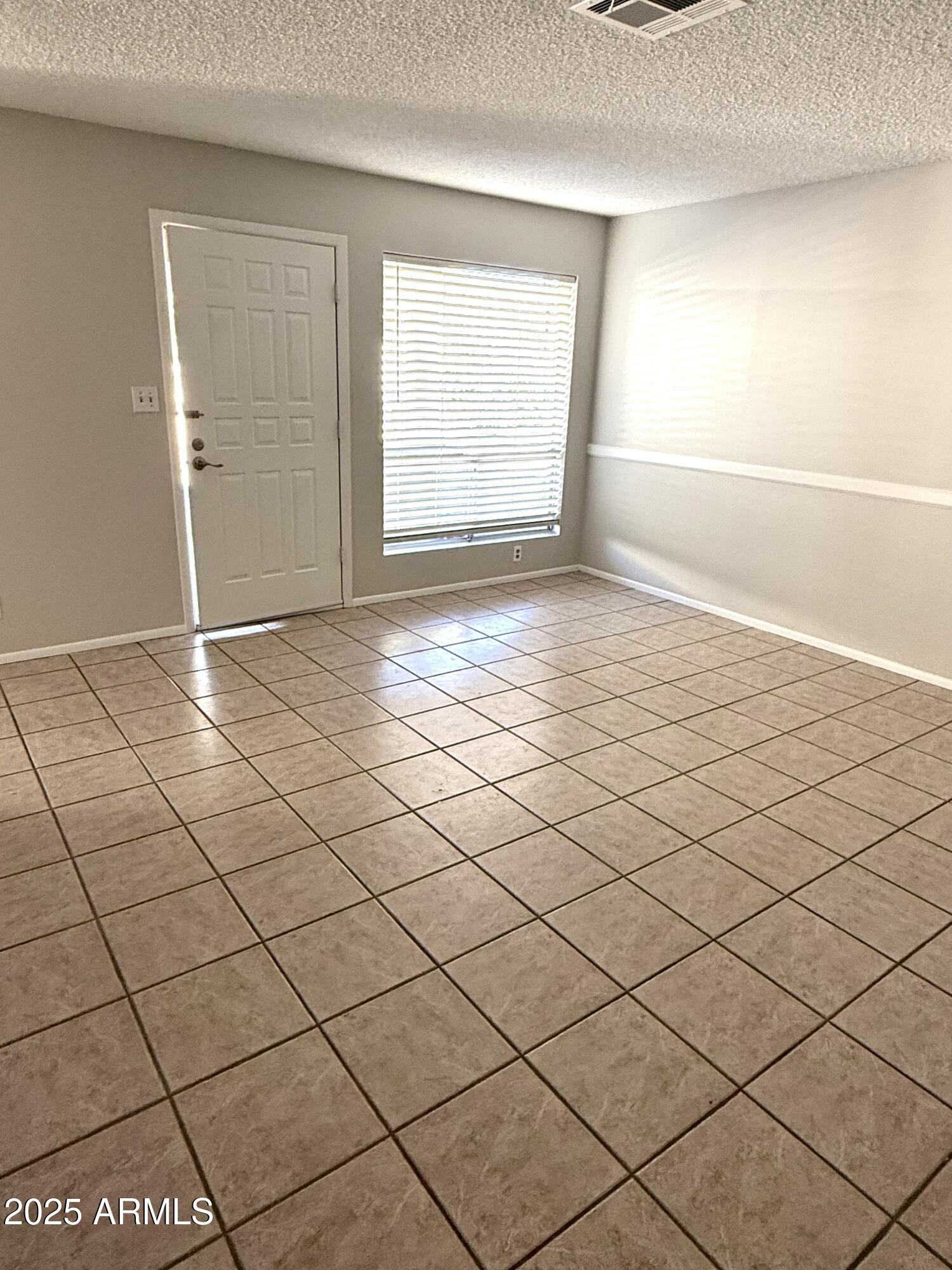 99 North Cooper Road, Unit 124 Chandler, AZ 85225 - Photo 3 of 17 IMG_4813