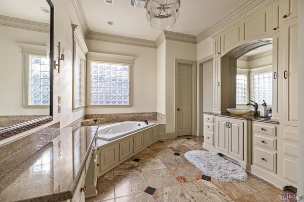 $1,035,000 | 3203 Lexington Avenue, Baton Rouge, LA 70810