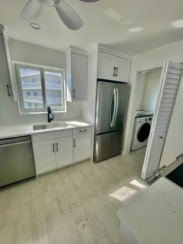 $3,500 | 300 Croton Avenue, Unit 202, Lantana, FL 33462