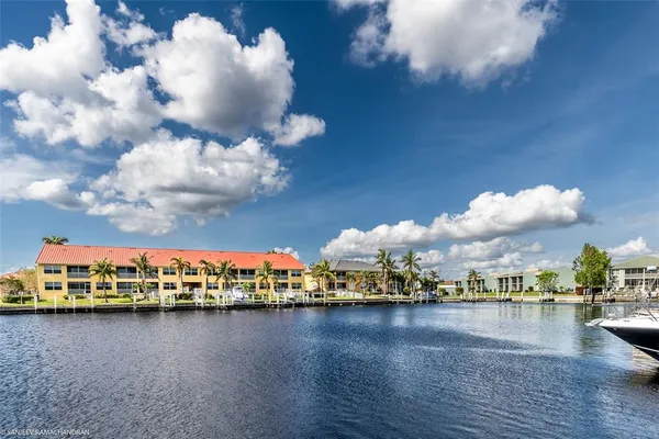 $4,000 | 3228 Purple Martin Drive, Unit 125, Punta Gorda, FL 33950