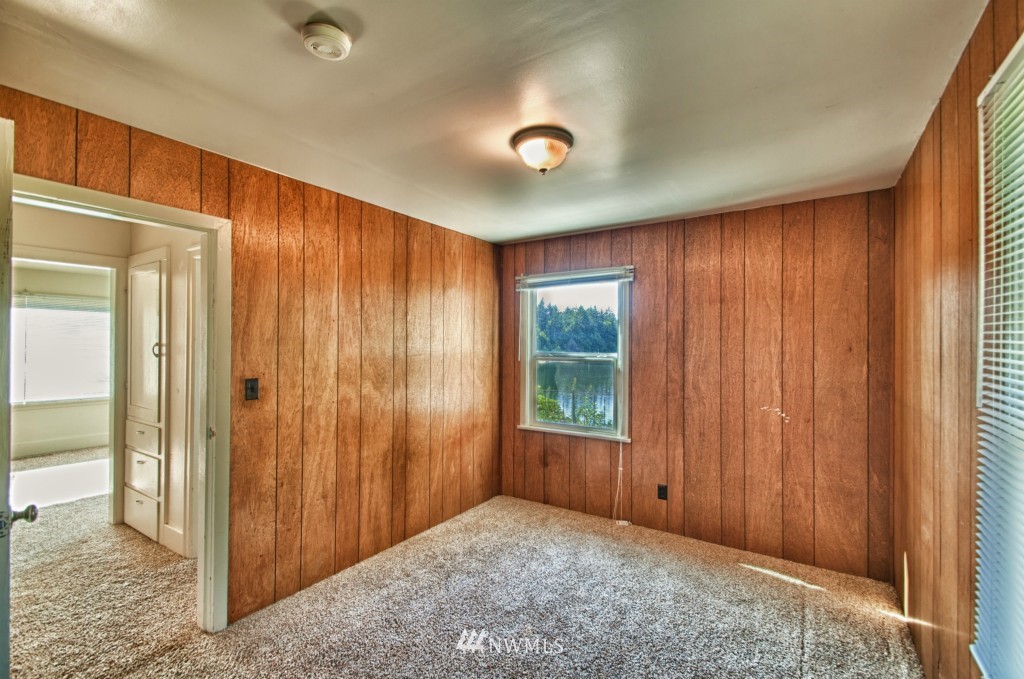 4360 East Grapeview Loop Road Grapeview, WA 98546 - Photo 8 of 15 Gallery Image 8