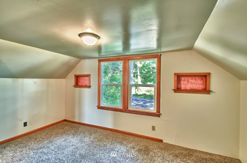 4360 East Grapeview Loop Road Grapeview, WA 98546 - Photo 10 of 15 Gallery Image 10