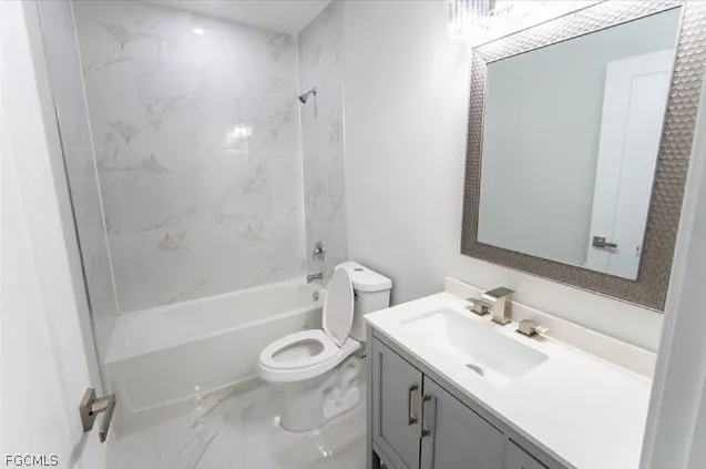 $1,700 | 115 Milwaukee Boulevard, Lehigh Acres, FL 33974