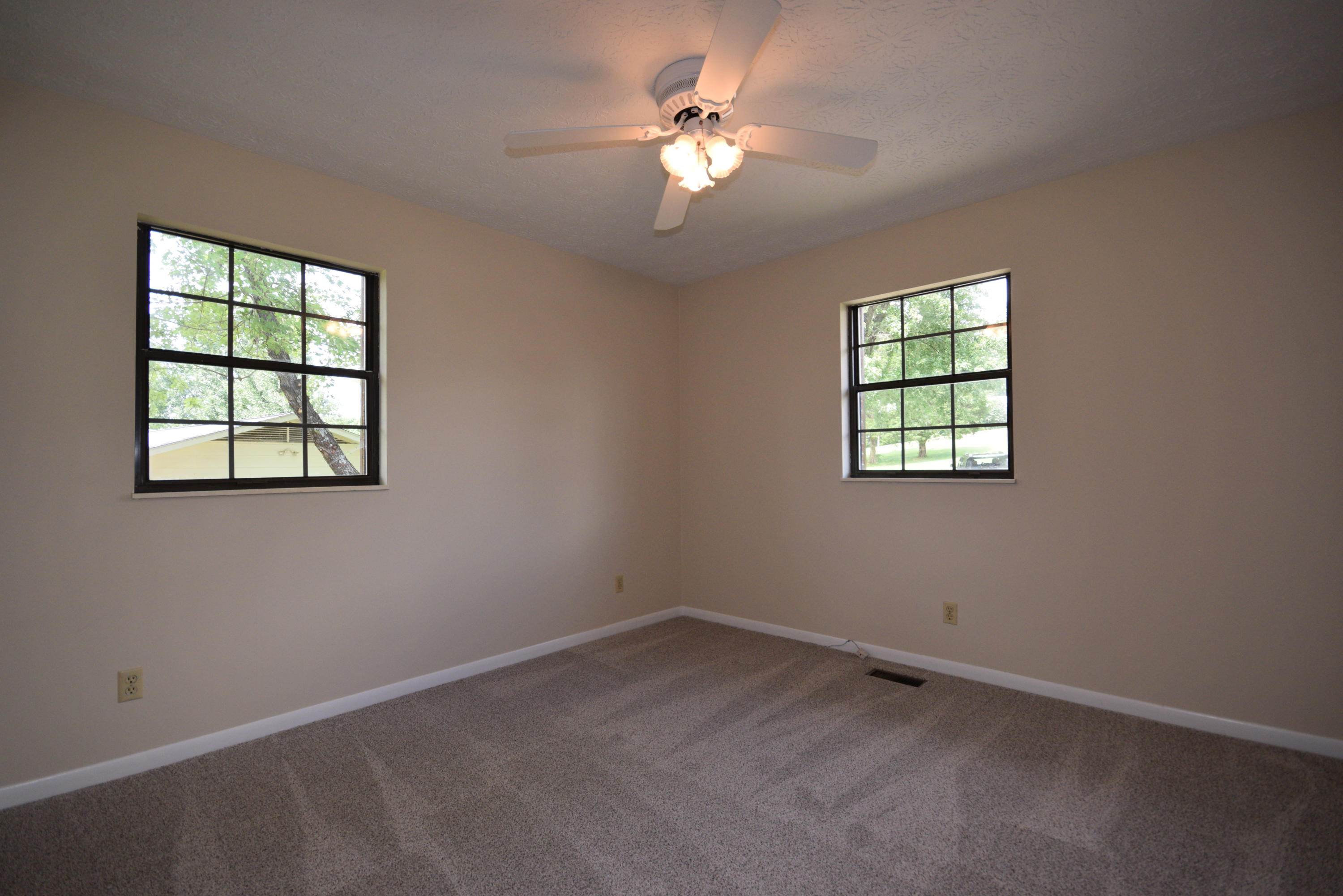 7113 Regency Road Knoxville, TN 37931 - Photo 11 of 20 DSC_2244