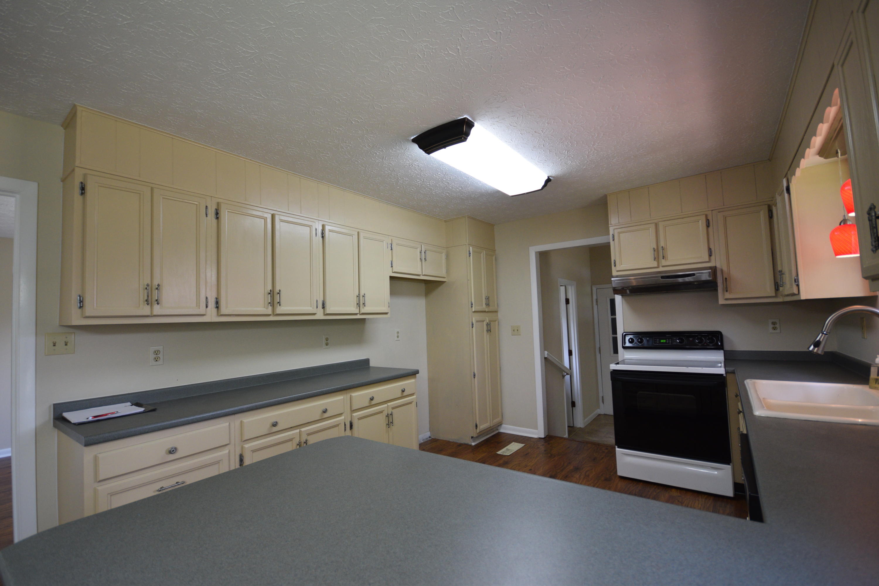 7113 Regency Road Knoxville, TN 37931 - Photo 5 of 20 DSC_2228