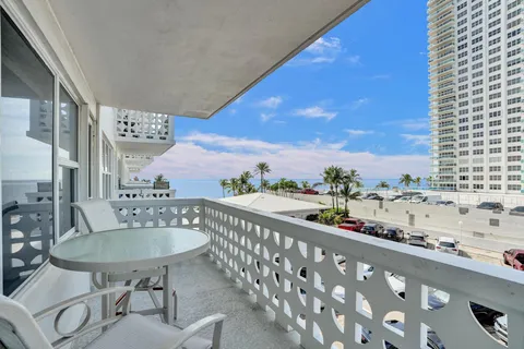 $475,000 | 4010 Galt Ocean Drive, Unit 310, Fort Lauderdale, FL 33308
