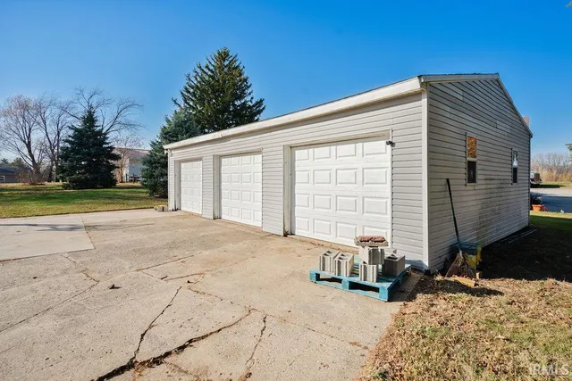 $229,900 | 1911 East 100 North, Kokomo, IN 46901