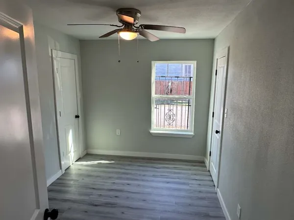 $2,550 | 1912 Gentry Street, Houston, TX 77009