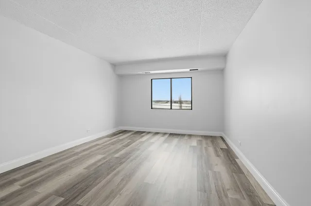 $255,000 | 375 Plum Creek Drive, Unit 501, Wheeling, IL 60090