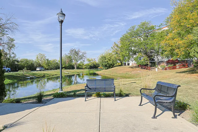 $255,000 | 375 Plum Creek Drive, Unit 501, Wheeling, IL 60090