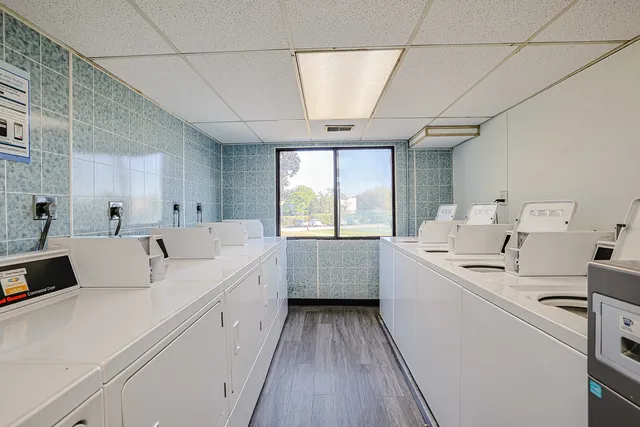 $255,000 | 375 Plum Creek Drive, Unit 501, Wheeling, IL 60090