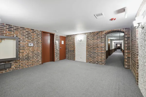 $255,000 | 375 Plum Creek Drive, Unit 501, Wheeling, IL 60090