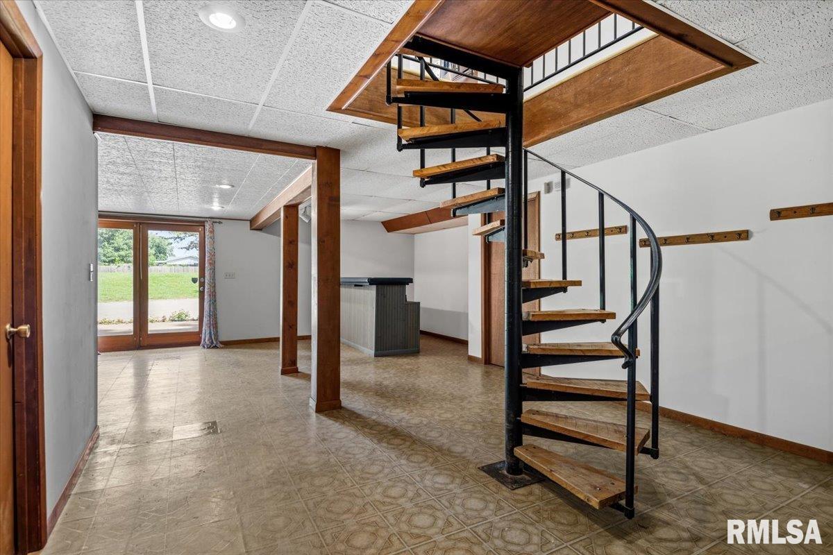 10086 Wics Road Dawson, IL 62520 - Photo 29 of 61 Gallery Image 29